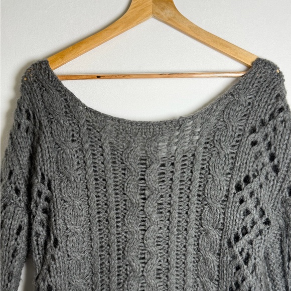 Free People Women’s Chunky Open Cable Knit Mohair Wool Blend Sweater Gray Sz M - Picture 8 of 8
